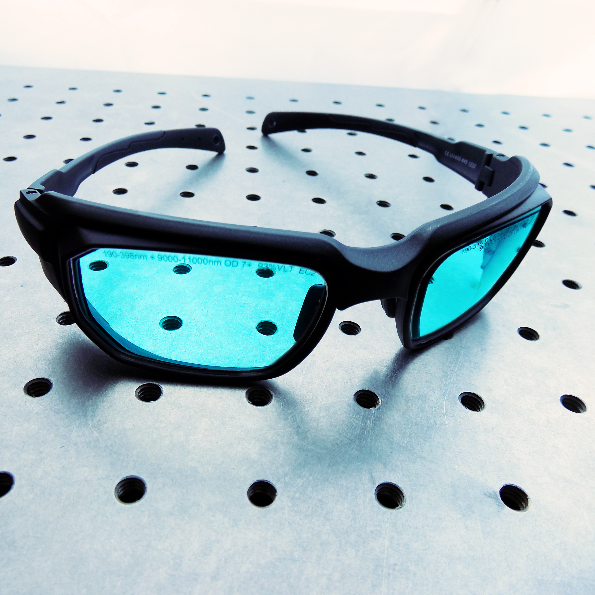 Wrap-Around RA3 Filter Safety Eyewear