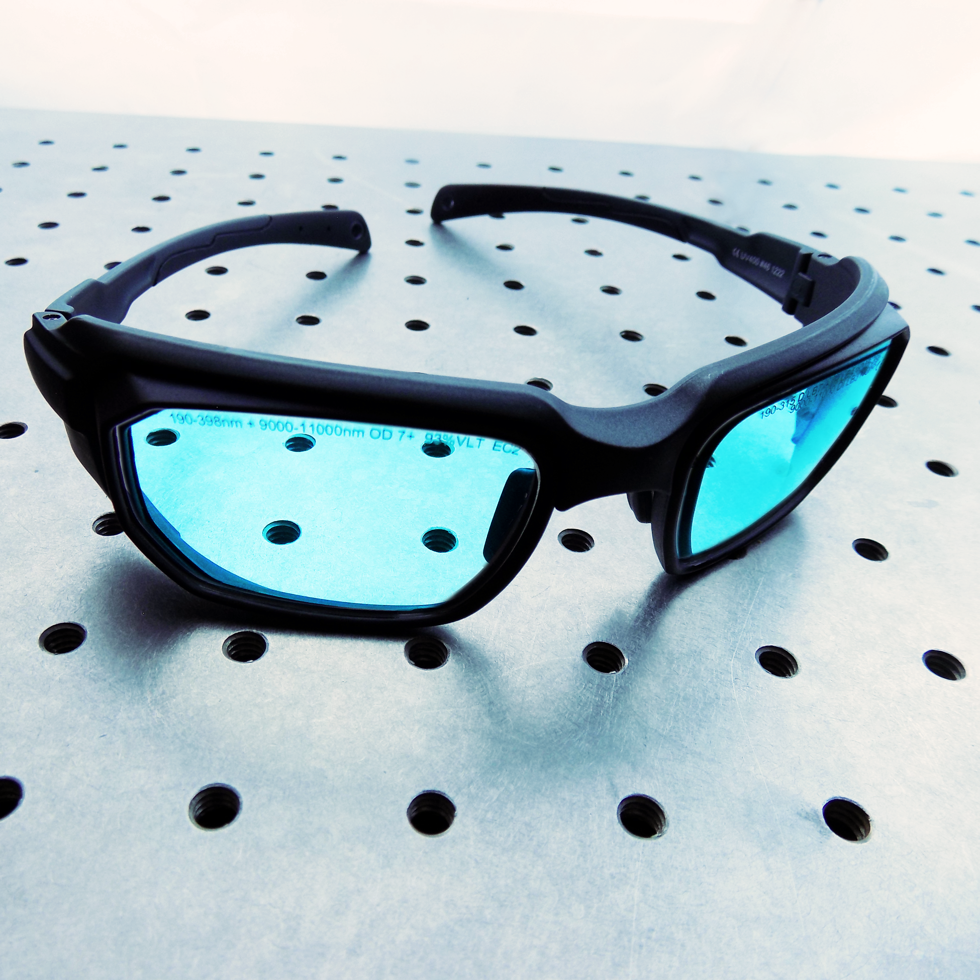 Wrap-Around RB2 Filter Safety Eyewear