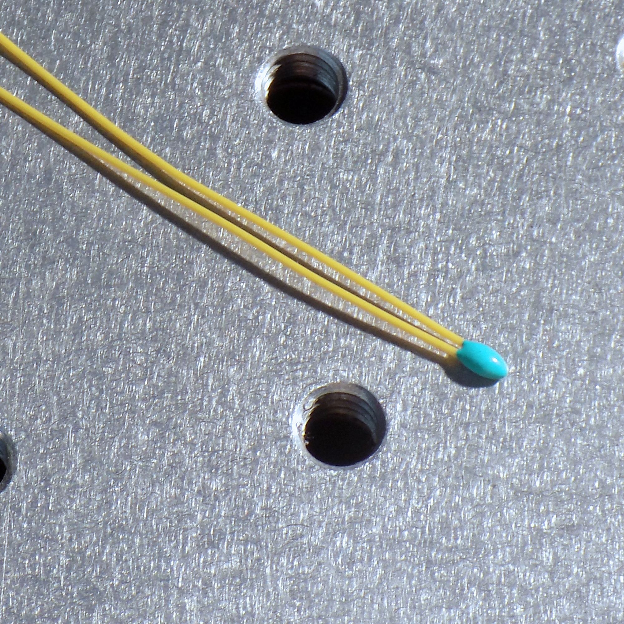 TCS610 10 kΩ Thermistor (2x3mm) Sold in 10-packs - Image 2