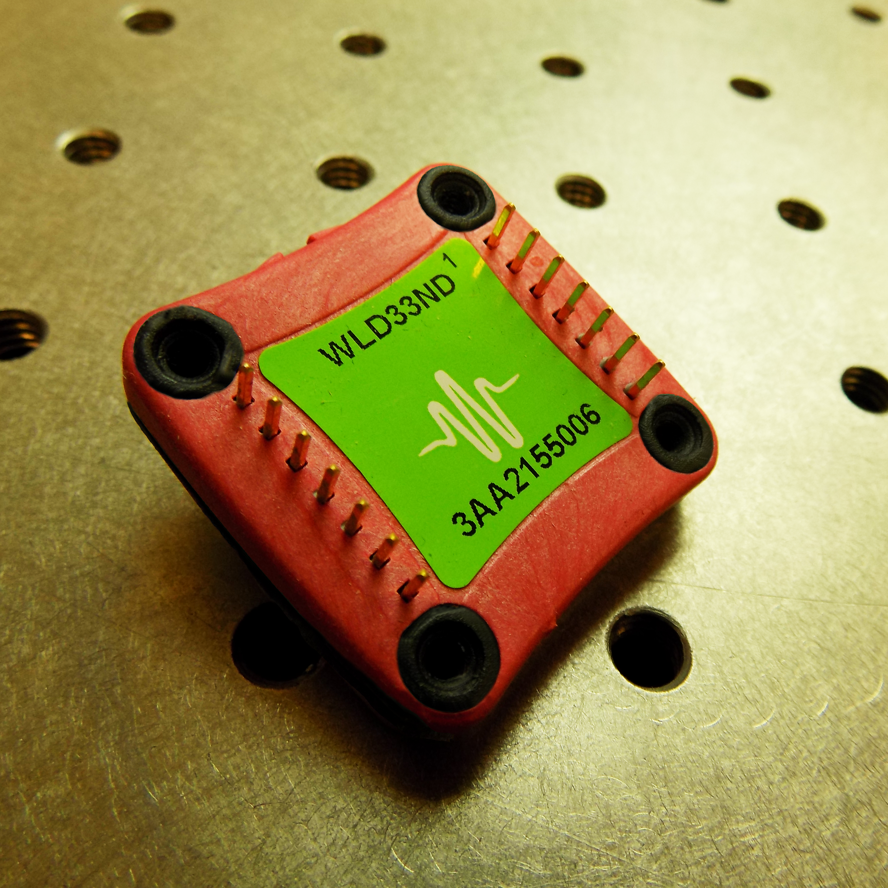 WLD33ND 2.2 A Laser Diode Driver