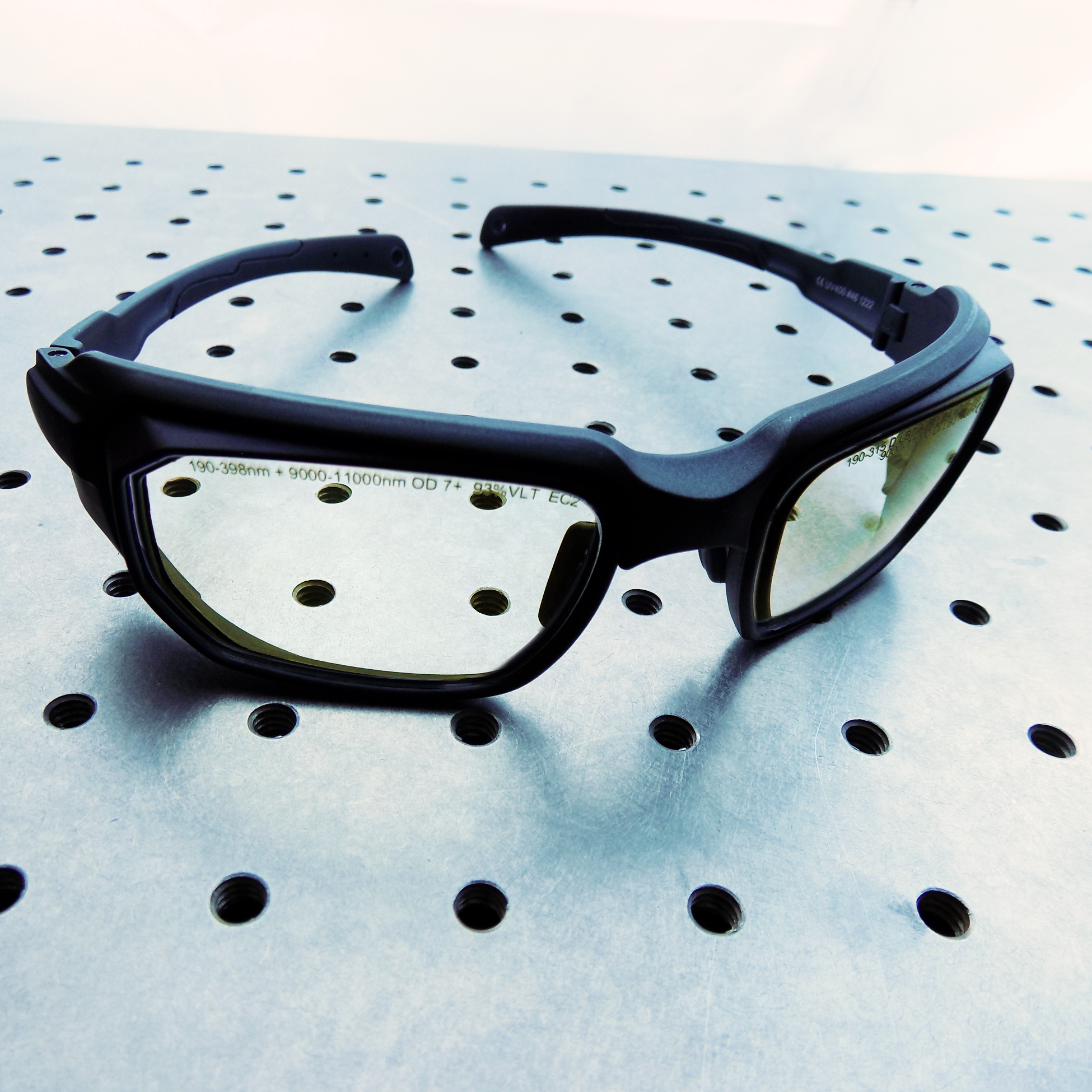 Wrap-Around YG2 Filter Safety Eyewear
