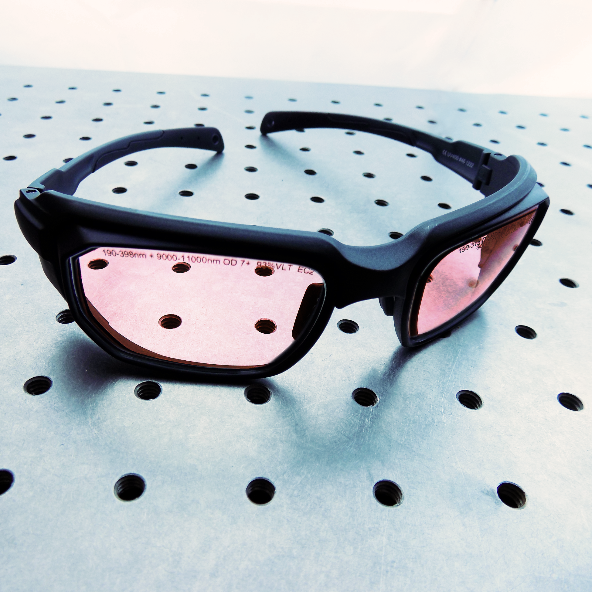 Wrap-Around YGN Filter Safety Eyewear